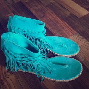 Turquoise suede Matisse fringe sandals